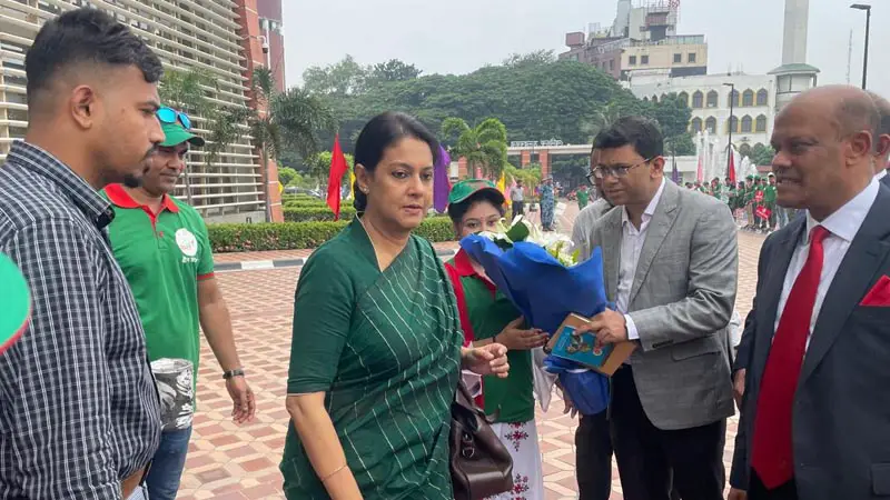 ‘হর্ন বাজালেই ৫০০ টাকা জরিমানা’ ‘হর্ন বাজালেই ৫০০ টাকা জরিমানা’