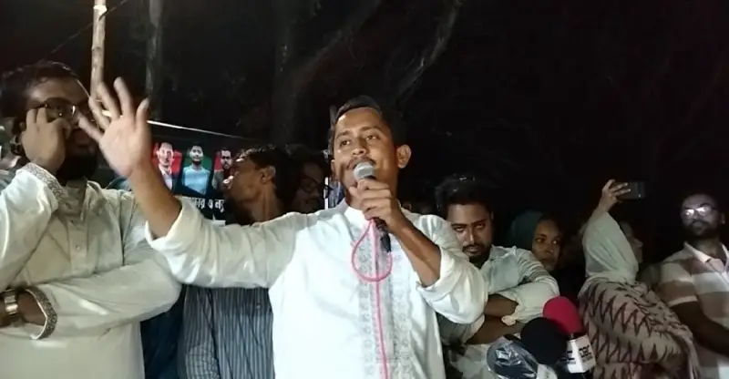 রাজনীতিবিদরা সামনে বড় বড় কথা বলে, ভিতরে ভিতরে চলে বোঝাপড়া: সারজিস আলম
