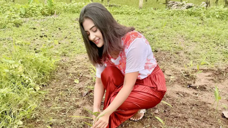 সিনেমা ছেড়ে ভবিষ্যতে যে পেশা বেছে নিতে চান বুবলী সিনেমা ছেড়ে ভবিষ্যতে যে পেশা বেছে নিতে চান বুবলী