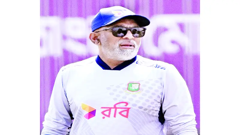 ক্রিকেটারদের নিয়ে কোচ হাতুরুর প্রত্যাশা ক্রিকেটারদের নিয়ে কোচ হাতুরুর প্রত্যাশা
