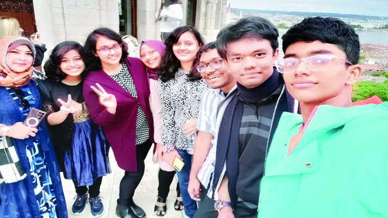 দেশের সর্বকনিষ্ঠ আন্তর্জাতিক মাস্টার নীড় দেশের সর্বকনিষ্ঠ আন্তর্জাতিক মাস্টার নীড়