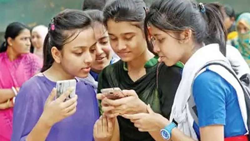 এসএসসির ফল প্রকাশ আজ, যেভাবে জানা যাবে এসএসসির ফল প্রকাশ আজ, যেভাবে জানা যাবে