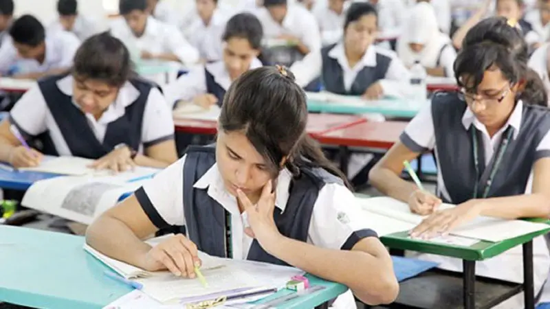 এইচএসসি পরীক্ষার নতুন সময়সূচি প্রকাশ