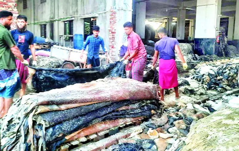 চামড়া শিল্পনগরে হ-য-ব-র-ল অবস্থা চামড়া শিল্পনগরে হ-য-ব-র-ল অবস্থা