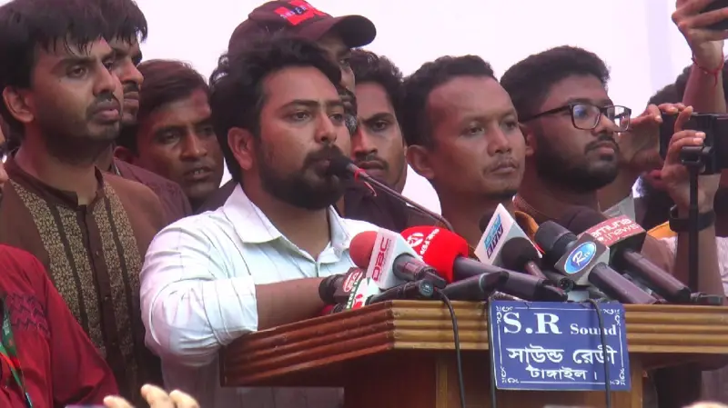 পিন্ডি ভেঙেছি দিল্লির দাসত্ব করার জন্য নয়: নাহিদ ইসলাম পিন্ডি ভেঙেছি দিল্লির দাসত্ব করার জন্য নয়: নাহিদ ইসলাম