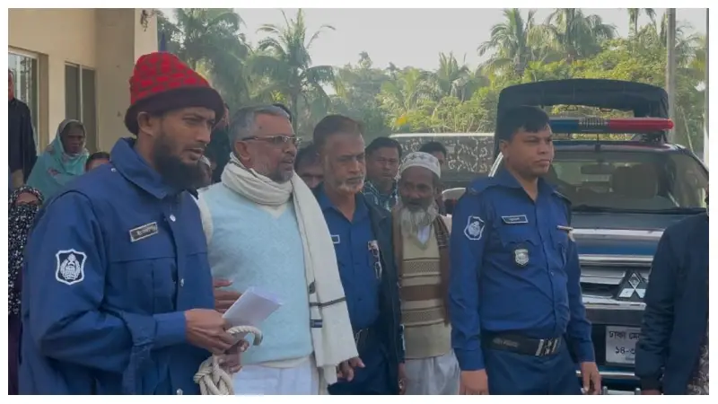 বাউফলে ইউপি চেয়ারম্যান গ্রেপ্তার বাউফলে ইউপি চেয়ারম্যান গ্রেপ্তার