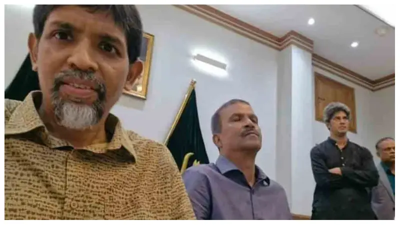 ৫ আগস্ট বঙ্গভবনে যা ঘটেছিলো ৫ আগস্ট বঙ্গভবনে যা ঘটেছিলো
