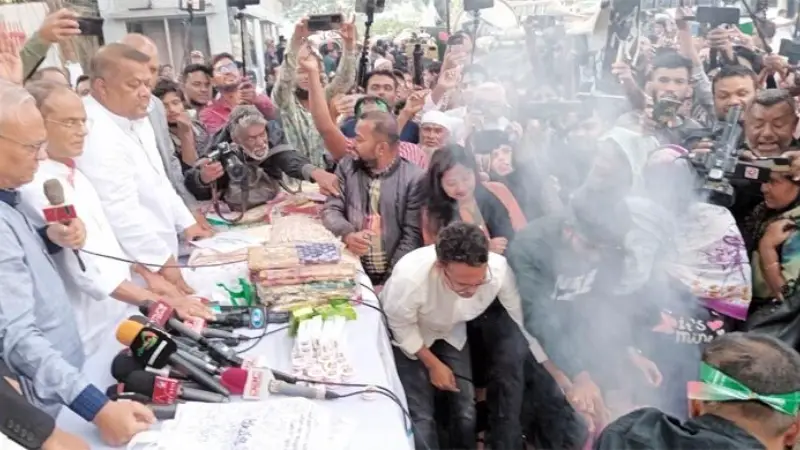 শেখ হাসিনার কথা রাখলেন রুহুল কবির রিজভী শেখ হাসিনার কথা রাখলেন রুহুল কবির রিজভী