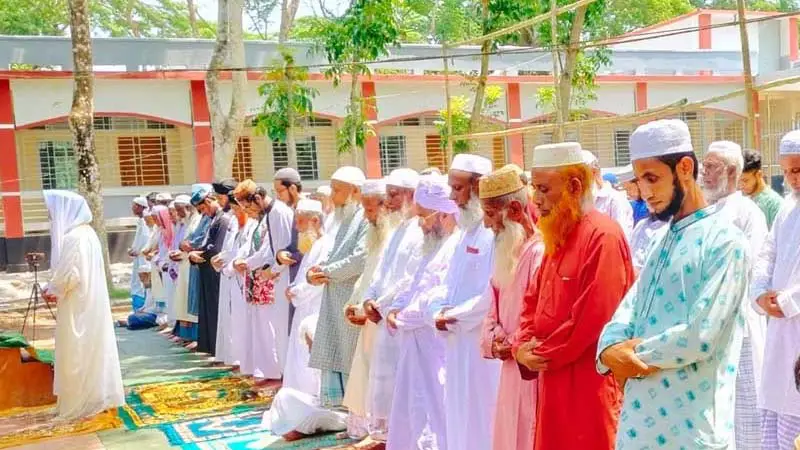 আজ চাঁদপুরের ৪০ গ্রামে ঈদ