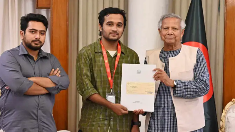 জুলাই শহীদ স্মৃতি ফাউন্ডেশন: শহীদদের পরিবার ৫ ও আহতরা পাবেন ১ লাখ টাকা করে জুলাই শহীদ স্মৃতি ফাউন্ডেশন: শহীদদের পরিবার ৫ ও আহতরা পাবেন ১ লাখ টাকা করে
