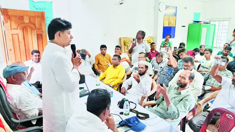 প্রচার শেষ, কাল ভোট