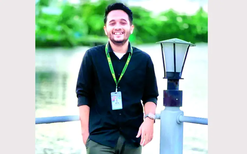 মুগ্ধ এবং স্মার্ট কোড ওয়ার্ল্ড মুগ্ধ এবং স্মার্ট কোড ওয়ার্ল্ড