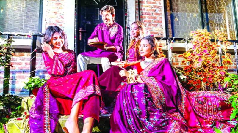 বন্ধু আছে, আর কি লাগে? বন্ধু আছে, আর কি লাগে?