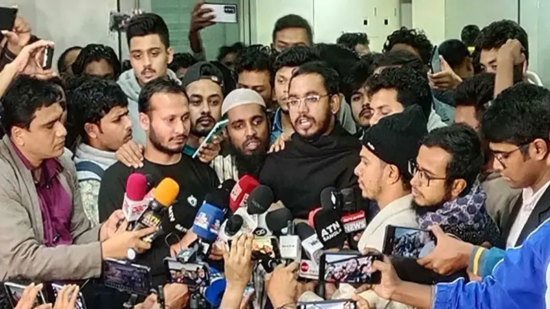 ২৪-এর গণঅভ্যুত্থান রক্ত দিয়ে অর্জিত ২৪-এর গণঅভ্যুত্থান রক্ত দিয়ে অর্জিত