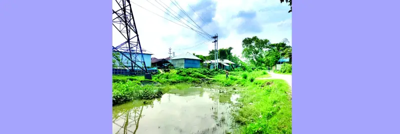 আড়া-আড়ি বাঁধে পানি প্রবাহ বন্ধ আড়া-আড়ি বাঁধে পানি প্রবাহ বন্ধ