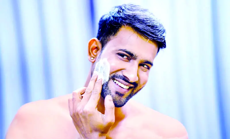 বর্ষায় পুরুষের ত্বকের যত্ন বর্ষায় পুরুষের ত্বকের যত্ন