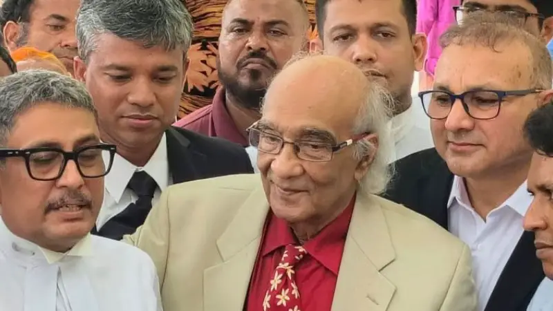 জয়কে ‘অপহরণ ও হত্যাচেষ্টা’ মামলায় খালাস পেলেন শফিক রেহমান জয়কে ‘অপহরণ ও হত্যাচেষ্টা’ মামলায় খালাস পেলেন শফিক রেহমান