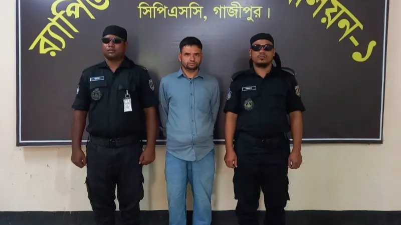 শ্রীপুরে পরকীয়া প্রেমিককে কুপিয়ে হত্যা, প্রধান আসামী গ্রেফতার শ্রীপুরে পরকীয়া প্রেমিককে কুপিয়ে হত্যা, প্রধান আসামী গ্রেফতার
