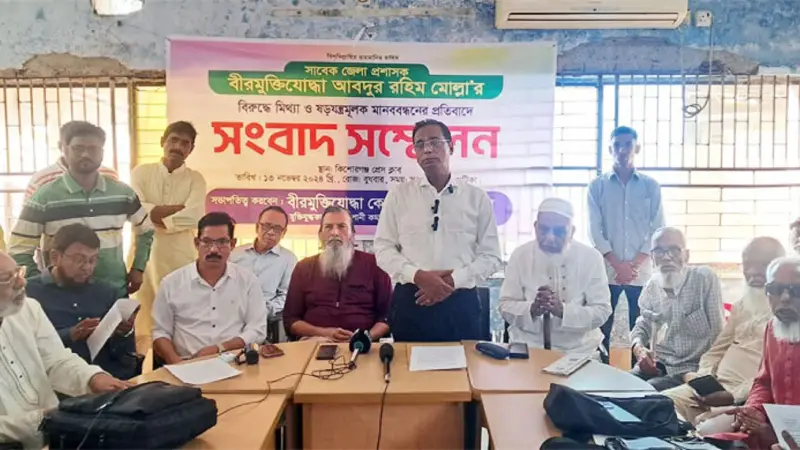 পালিয়ে গিয়েও থেকে গেলেন শেখ হাসিনা পালিয়ে গিয়েও থেকে গেলেন শেখ হাসিনা