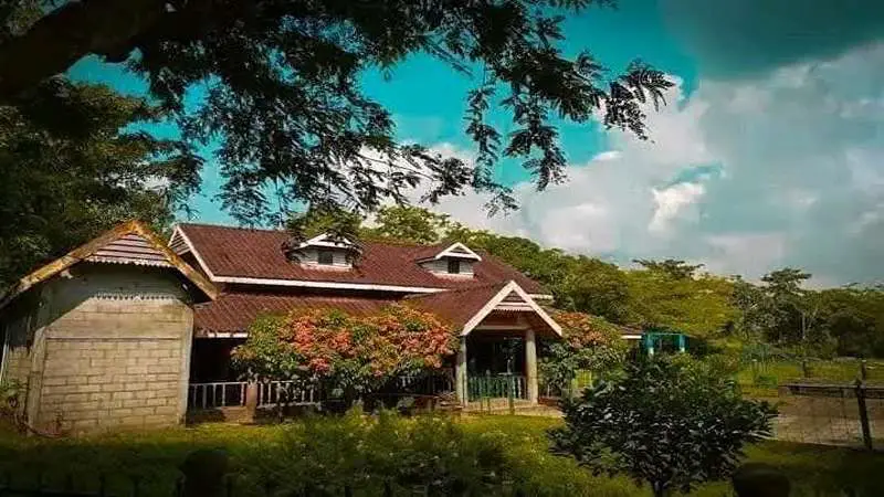 বাংলার বুকে এক টুকরো ইউরোপ বাংলার বুকে এক টুকরো ইউরোপ