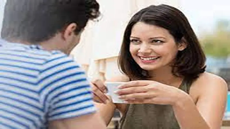 শারীরিক অঙ্গভঙ্গি বলছে কি? জানুন কেউ আপনার প্রতি আকৃষ্ট কিনা শারীরিক অঙ্গভঙ্গি বলছে কি? জানুন কেউ আপনার প্রতি আকৃষ্ট কিনা