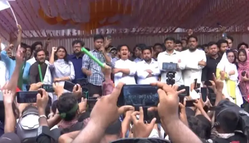 এবার মুজিববাদ মুর্দাবাদ স্লোগানে উত্তাল গোপালগঞ্জ এবার মুজিববাদ মুর্দাবাদ স্লোগানে উত্তাল গোপালগঞ্জ