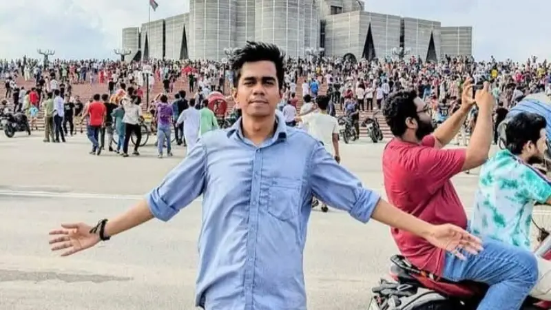 ঢাবি ছাত্রদল নেতা সাম্যের জানজা শেষে চোখের জলে বিদায় ঢাবি ছাত্রদল নেতা সাম্যের জানজা শেষে চোখের জলে বিদায়