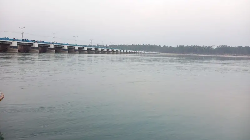 খরা মৌসুমে তিস্তা নদীর পানি বৃদ্ধি, ২৪ ঘণ্টার মধ্যে কমে গেলো প্রবাহ খরা মৌসুমে তিস্তা নদীর পানি বৃদ্ধি, ২৪ ঘণ্টার মধ্যে কমে গেলো প্রবাহ