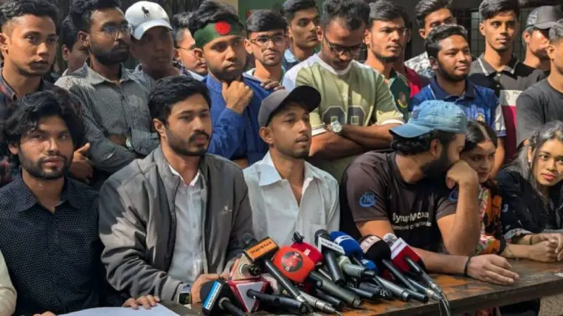 ৪৮ ঘণ্টার মধ্যে তিতুমীর কলেজকে ‘বিশ্ববিদ্যালয়ে রূপান্তরে’ কমিটি ঘোষণার দাবি ৪৮ ঘণ্টার মধ্যে তিতুমীর কলেজকে ‘বিশ্ববিদ্যালয়ে রূপান্তরে’ কমিটি ঘোষণার দাবি