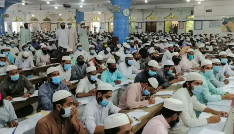 মাদ্রাসা নিয়ে বিশাল সুখবর দিলেন অর্থ উপদেষ্টা! মাদ্রাসা নিয়ে বিশাল সুখবর দিলেন অর্থ উপদেষ্টা!