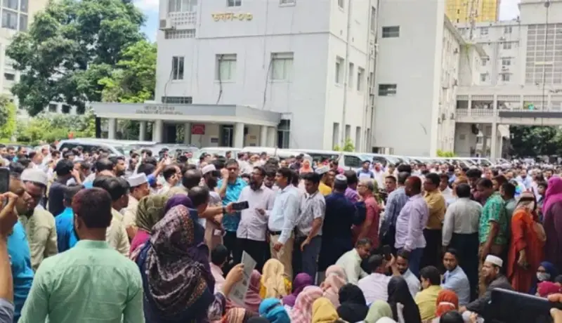 দাবি না মানলে সচিবালয়ের আন্দোলন আরও কঠোরের হুঁশিয়ারি