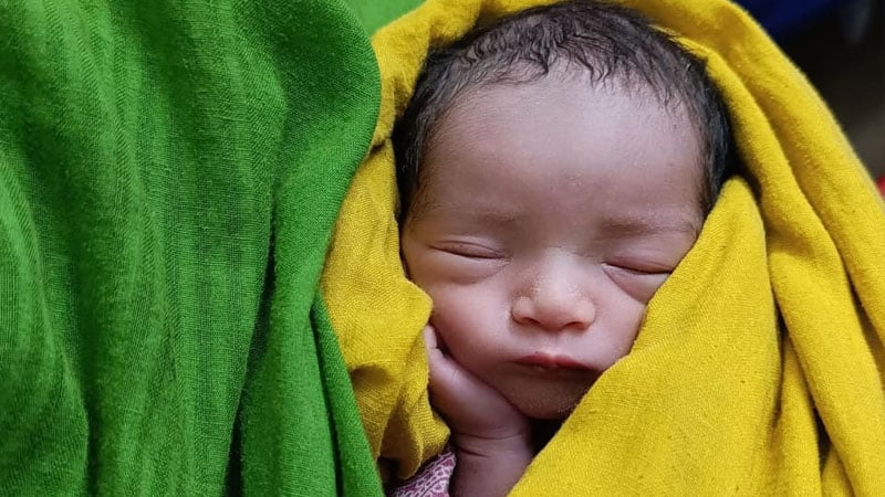 মহাসড়কের পাশ থেকে উদ্ধার নবজাতককে দত্তক নিতে ১০ আবেদন