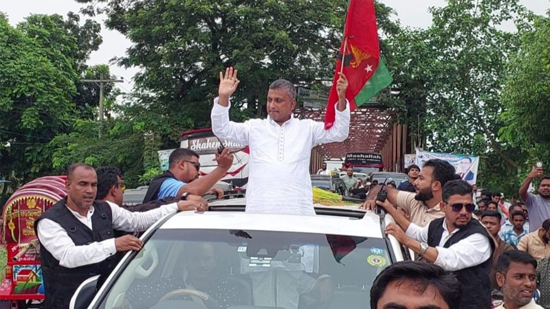 প্রয়াত সালাউদ্দিন কাদেরের আসনে মনোনয়ন পেলেন সরোয়ার আলমগীর
