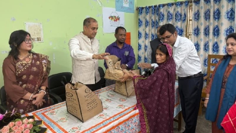 সুবিধাবঞ্চিতদের পাশে সিলেটস্থ ভারতীয় সহকারী হাইকমিশন
