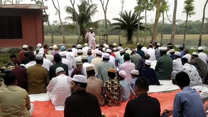 সৌদির সঙ্গে মিল রেখে পিরোজপুরের ১০ গ্রামের ঈদ উদযাপন