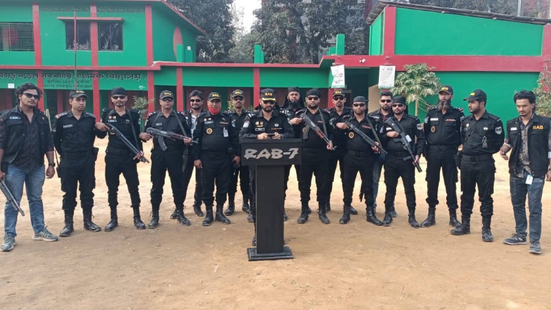 নির্বাচন ও গণভোট ঘিরে খাগড়াছড়িতে র‌্যাবের টহল জোরদার