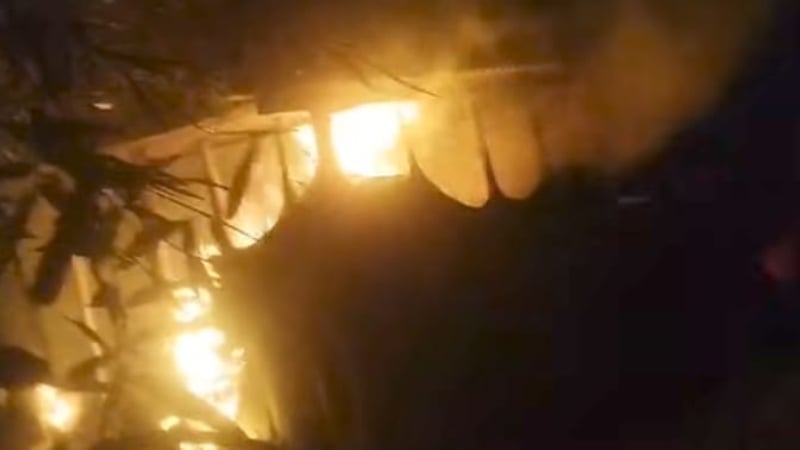 ময়মনসিংহে ছাত্রশক্তি নেতার গ্রামের বাড়িতে আগুন