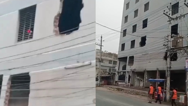 ভাঙা আ.লীগ অফিসে বেজে উঠল ৭ মার্চের ভাষণ