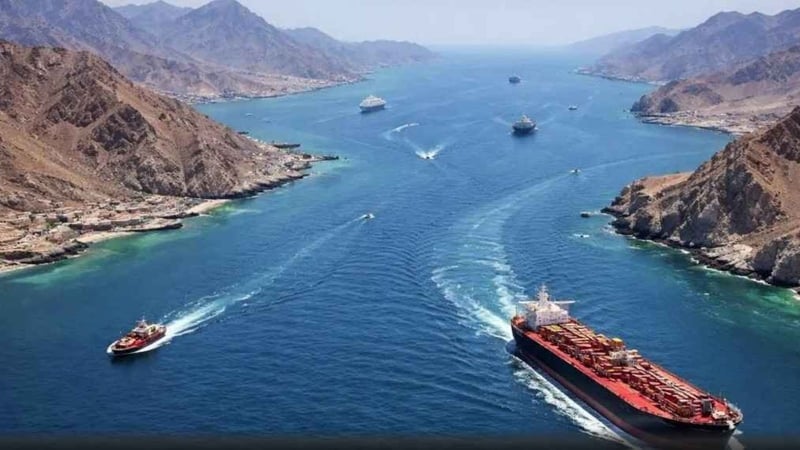 ‘হরমুজ প্রণালি দিয়ে এক লিটার তেলও পার হতে দেব না’