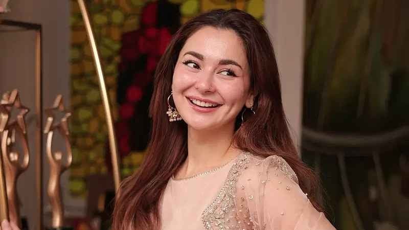 হানিয়া আমিরকে ঘিরে মন্তব্যে বিতর্ক, সমালোচনার মুখে আদনান ফয়সাল