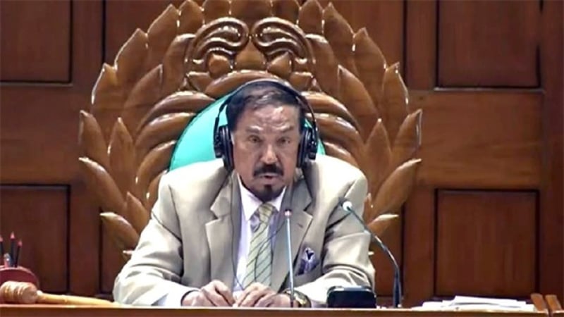 সংসদে দেখে দেখে বক্তব্য দেওয়া অনুমোদিত নয় : স্পিকার