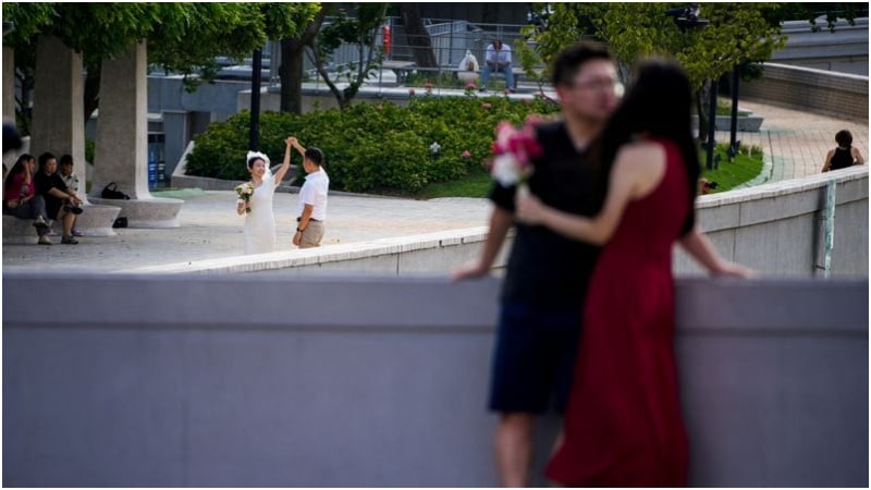 ছুটিতে প্রেমে পড়ার পরামর্শ চীনা বিশ্ববিদ্যালয়ের