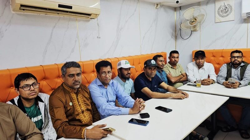 প্রবাসী সাংবাদিকরা শুধু সংবাদ পরিবেশন করেন না, তারা প্রবাস ও দেশের মধ্যে একটি সেতুবন্ধন তৈরি করছেন