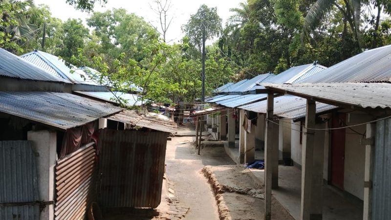 অভাব অনটনে ঈদের আনন্দ নেই সদরপুরে আশ্রায়ন প্রকল্পের বাসিন্দাদের 