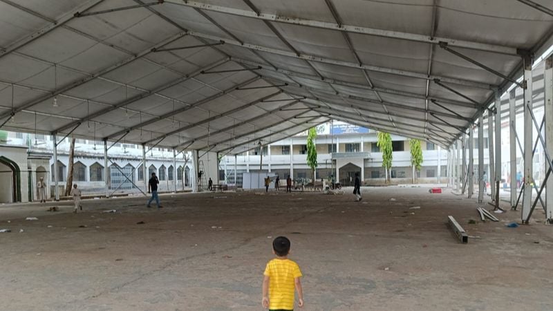 ঈদ উদযাপনে প্রস্তুত ফেনী