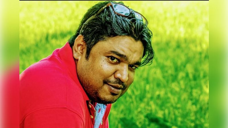 টিউবওয়েল বাণিজ্যেও থেমে নেই শাল্লার জনস্বাস্থ্য প্রকৌশলী