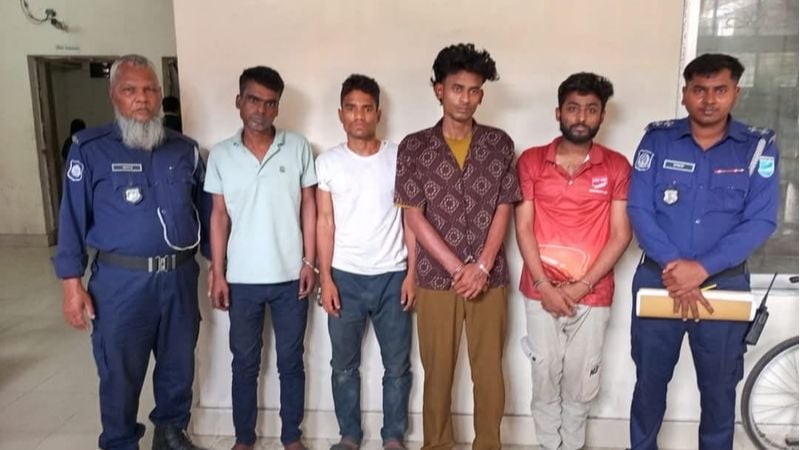 নগরকান্দায় সেনাসদস্যের বাড়িতে চুরি: চারজন আটক