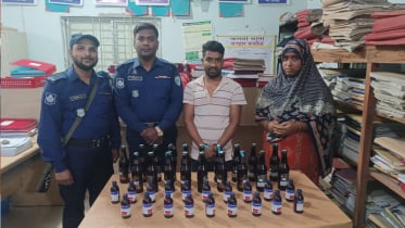 কসবা মাদকবিরোধী অভিযানে ভারতীয় মদ উদ্ধার, দম্পতি গ্রেফতার