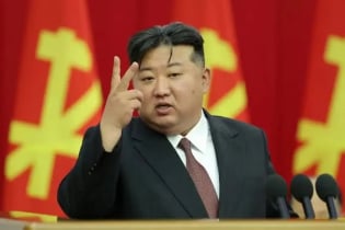 ৯৯.৯৩ শতাংশ ভোট পেয়ে জিতলেন কিম জং উন!