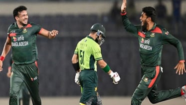 পাকিস্তানের বিপক্ষে শ্বাসরুদ্ধকর লড়াইয়ে বাংলাদেশের সিরিজ জয়